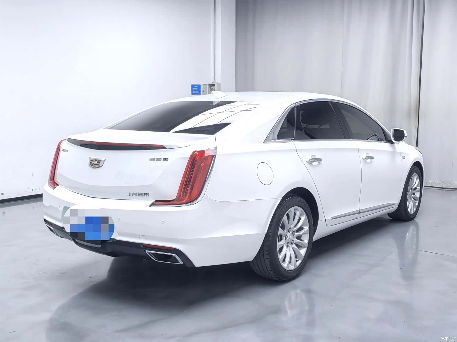 Cadillac XTS, 2018 9