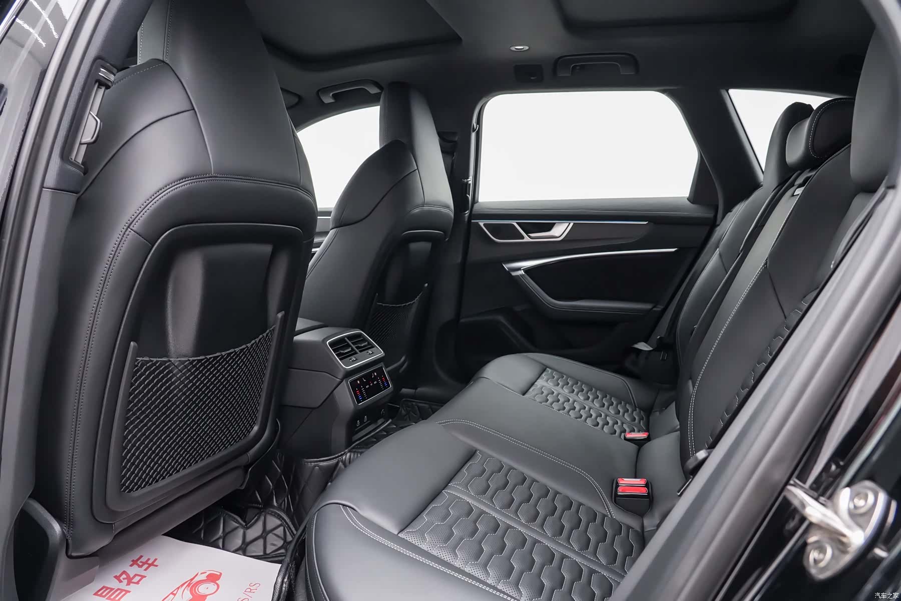 Audi RS, 2022 15