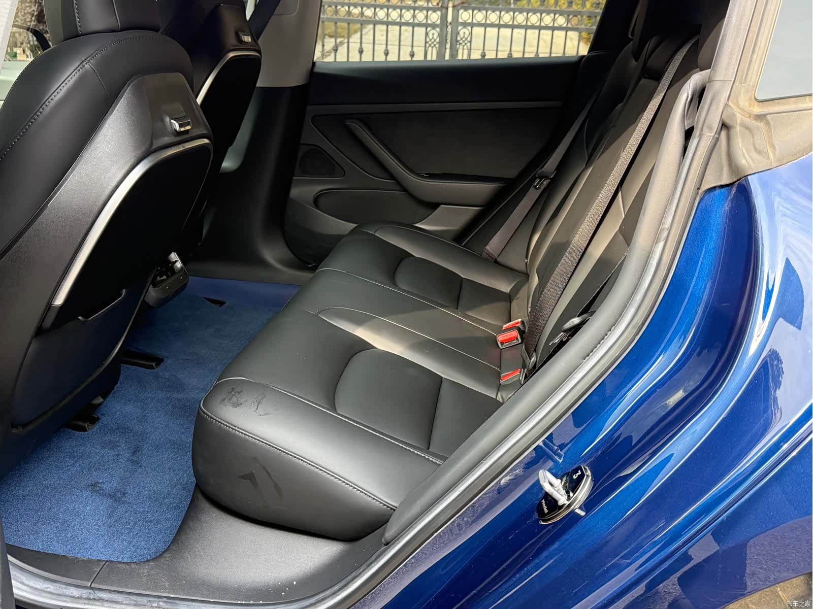 Tesla Model 3, 2020 11