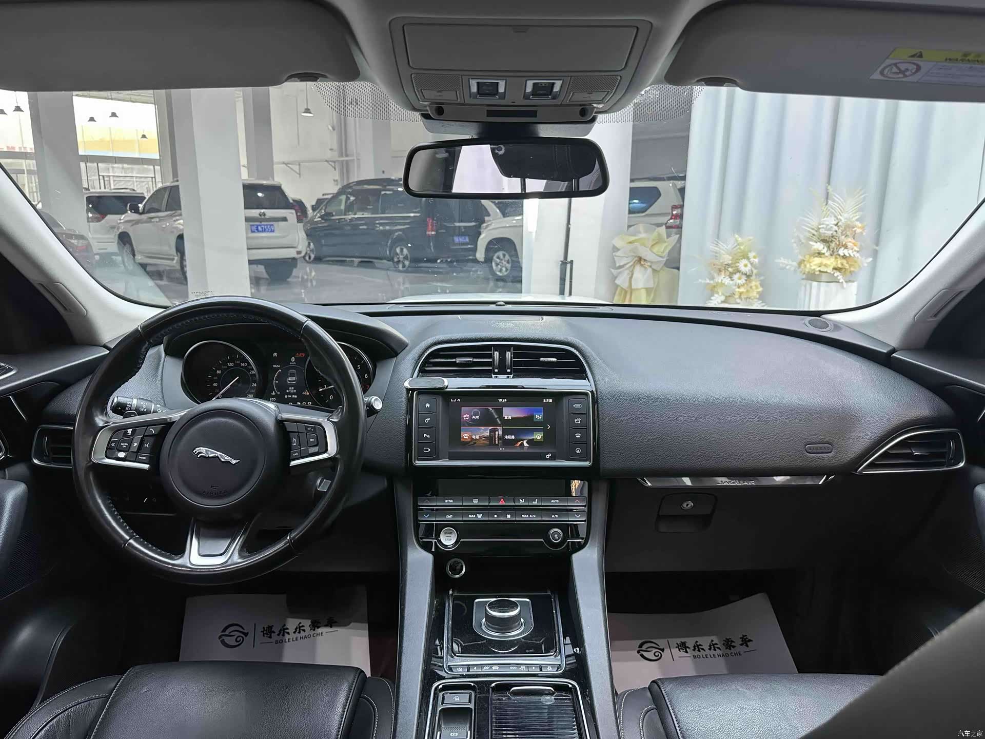 Jaguar F-PACE, 2018 6