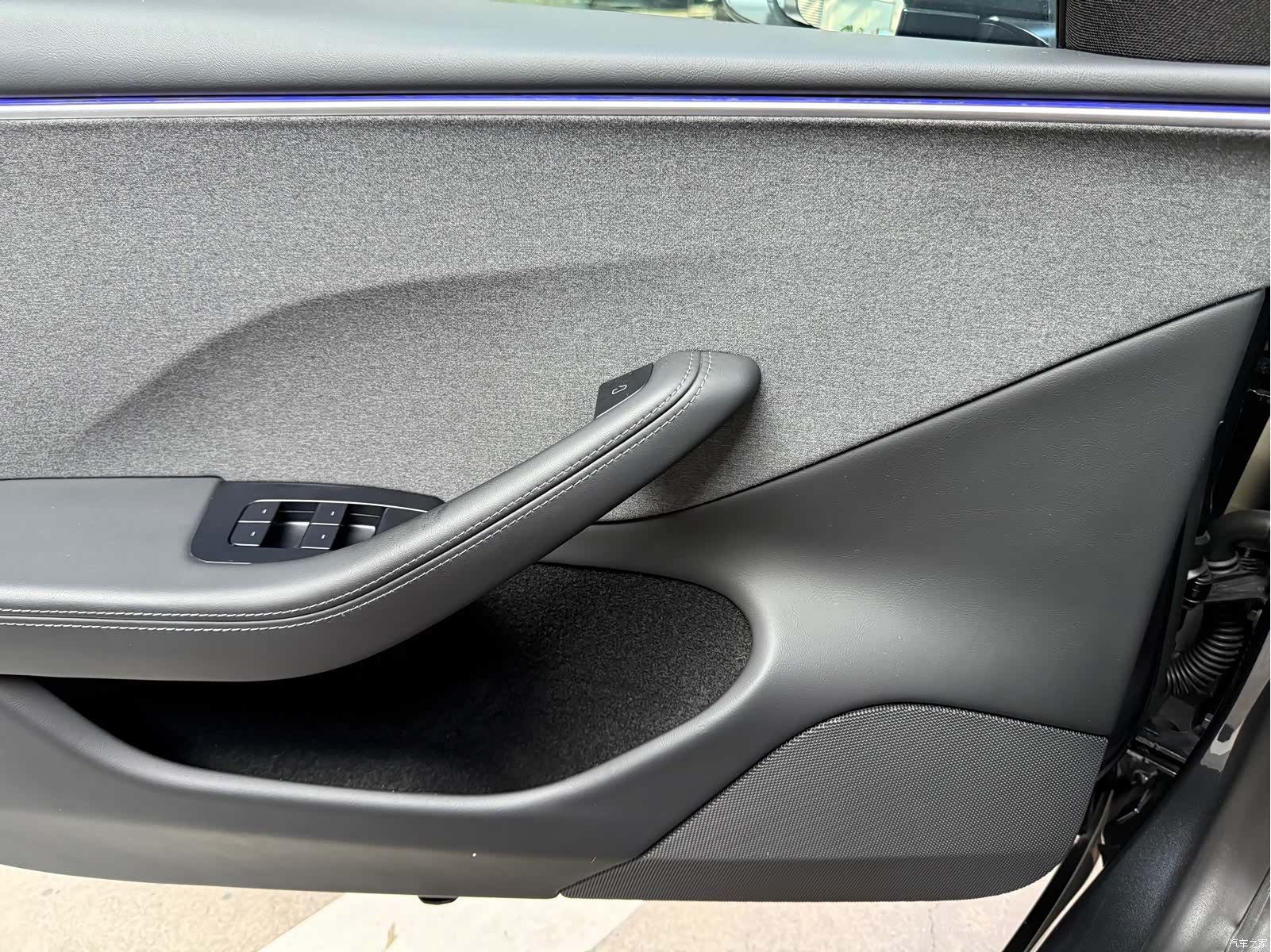 Tesla Model 3, 2024 10