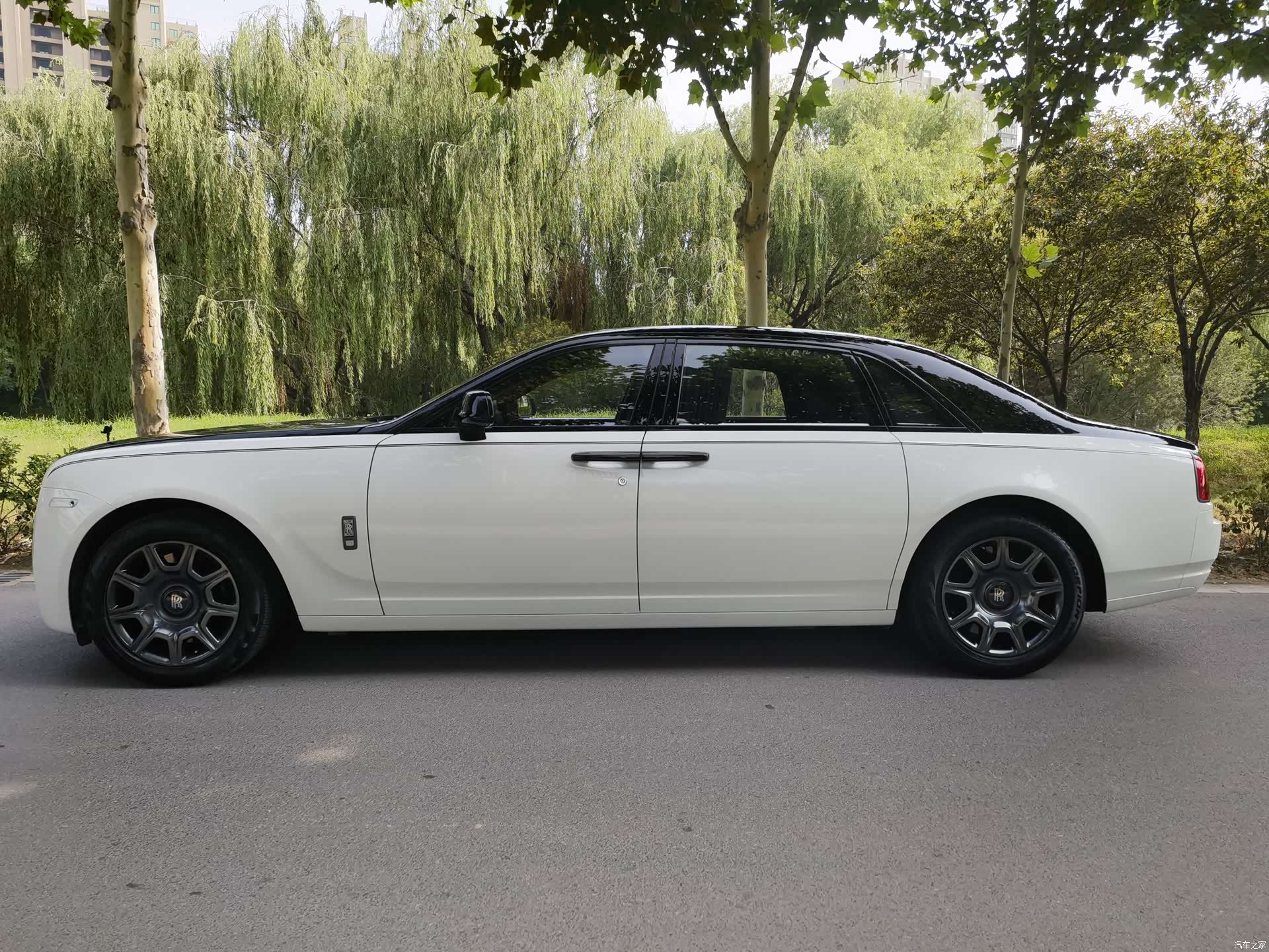 Rolls-Royce Ghost, 2017 4