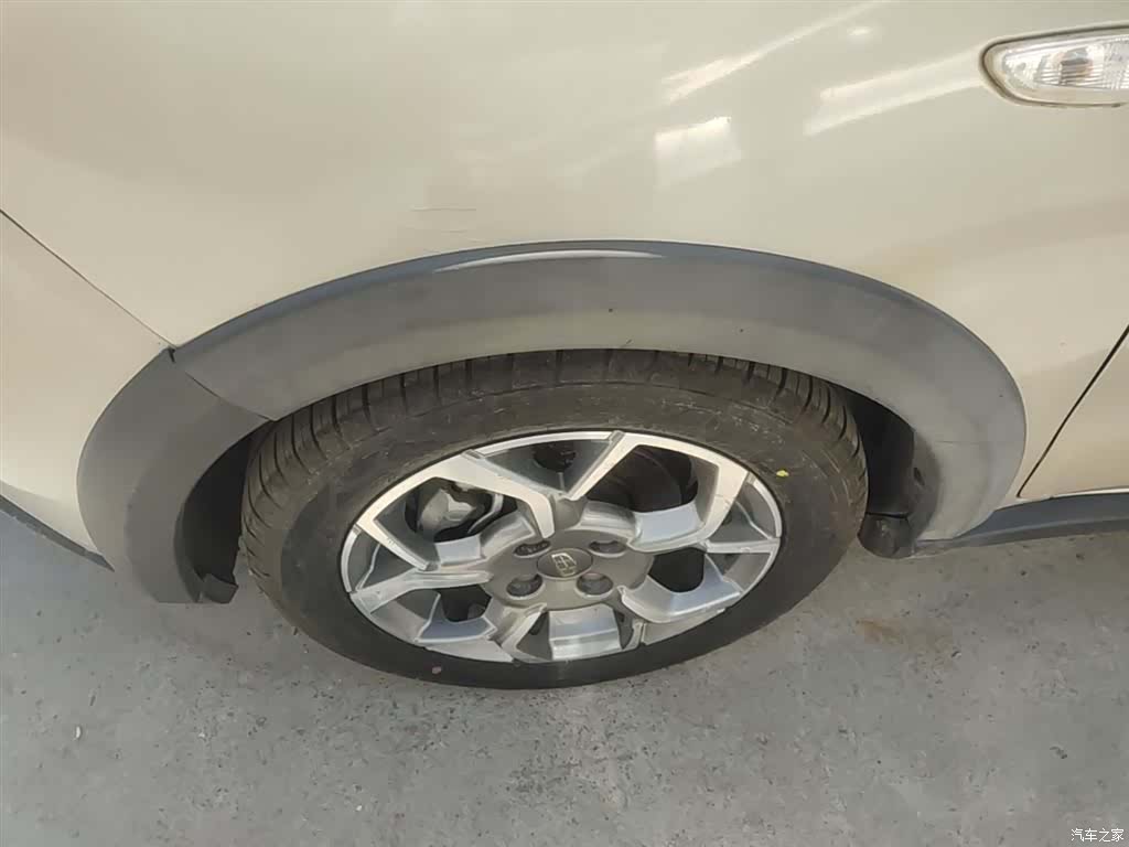 Geely X1, 2018 23