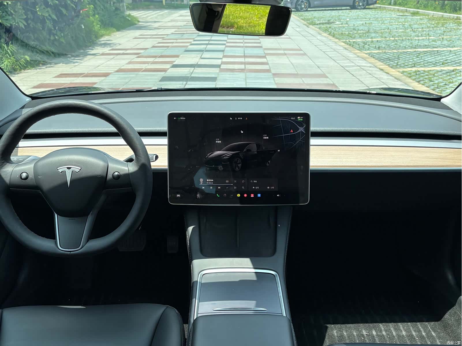 Tesla Model 3, 2023 6