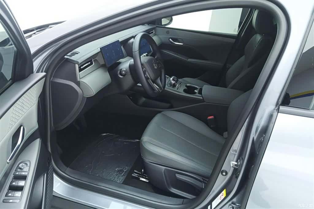 BYD Qin, 2025 9