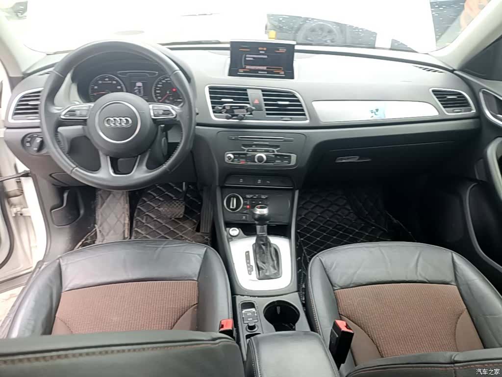 Audi Q3, 2018 10