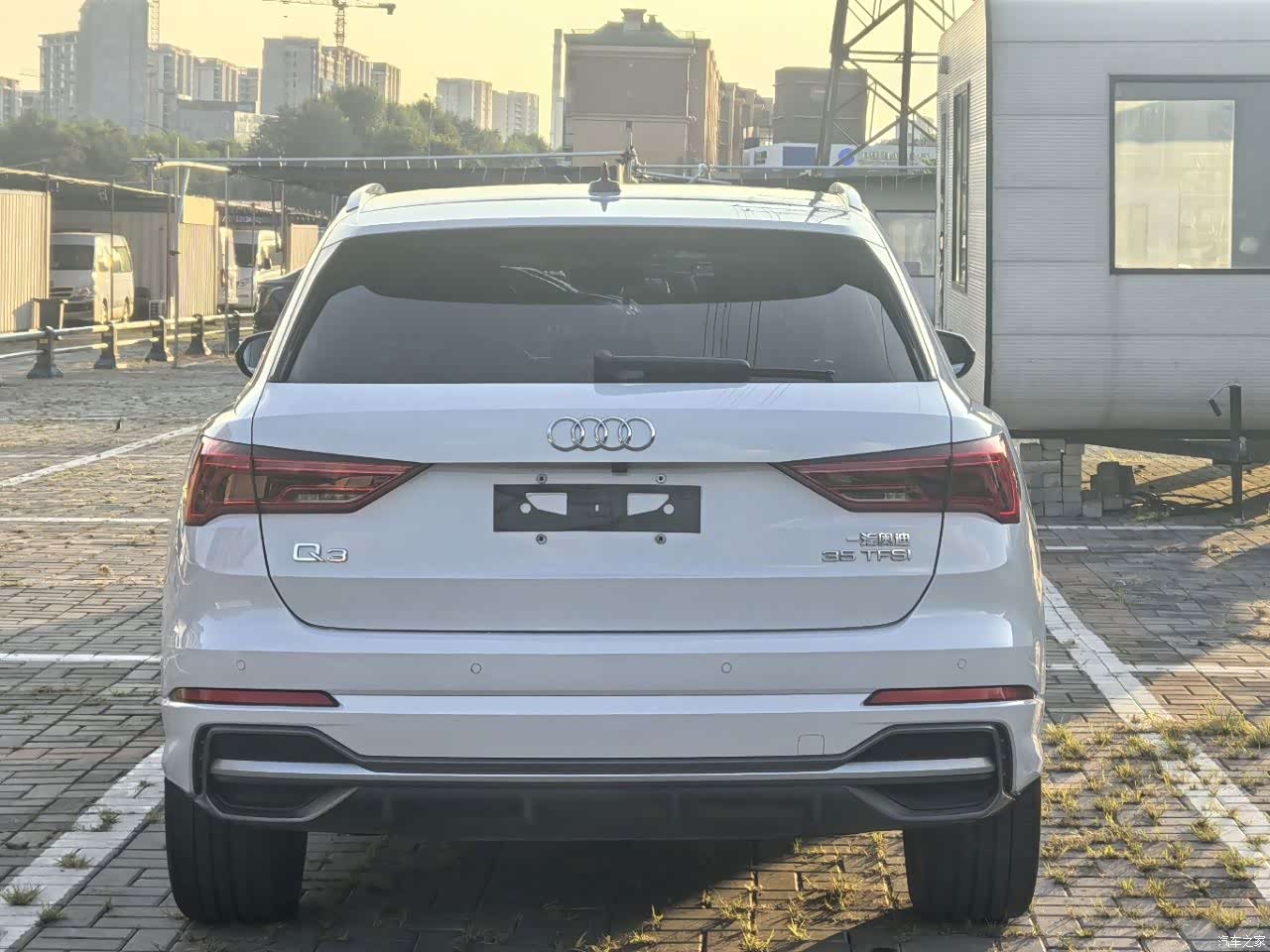 Audi Q3, 2022 8
