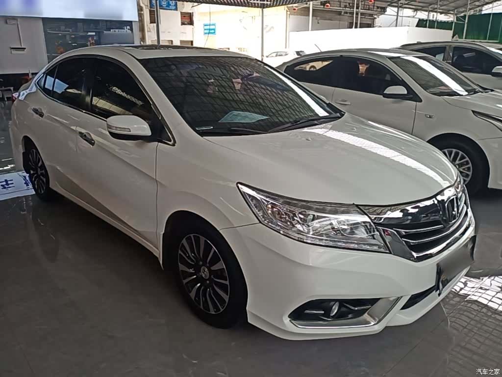 Honda Crider, 2015 4