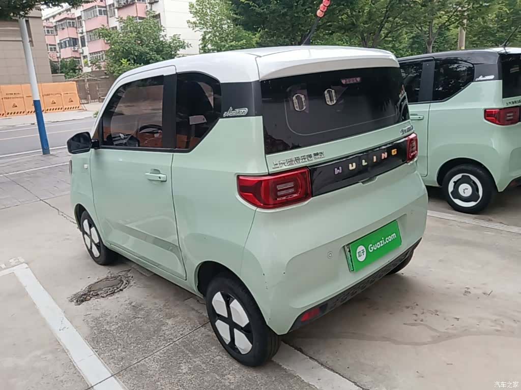 Wuling MINIEV, 2021 все фото
