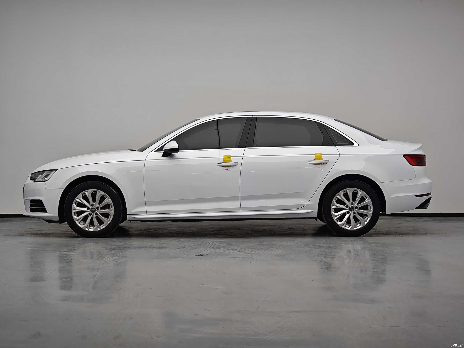 Audi A4L, 2017 15