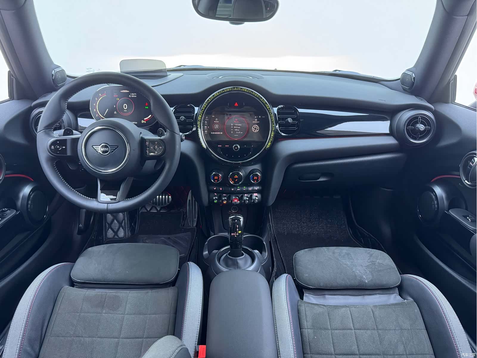 Mini Cooper, 2022 23