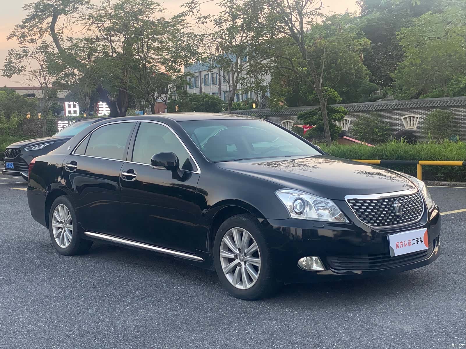 Toyota Crown, 2010 3