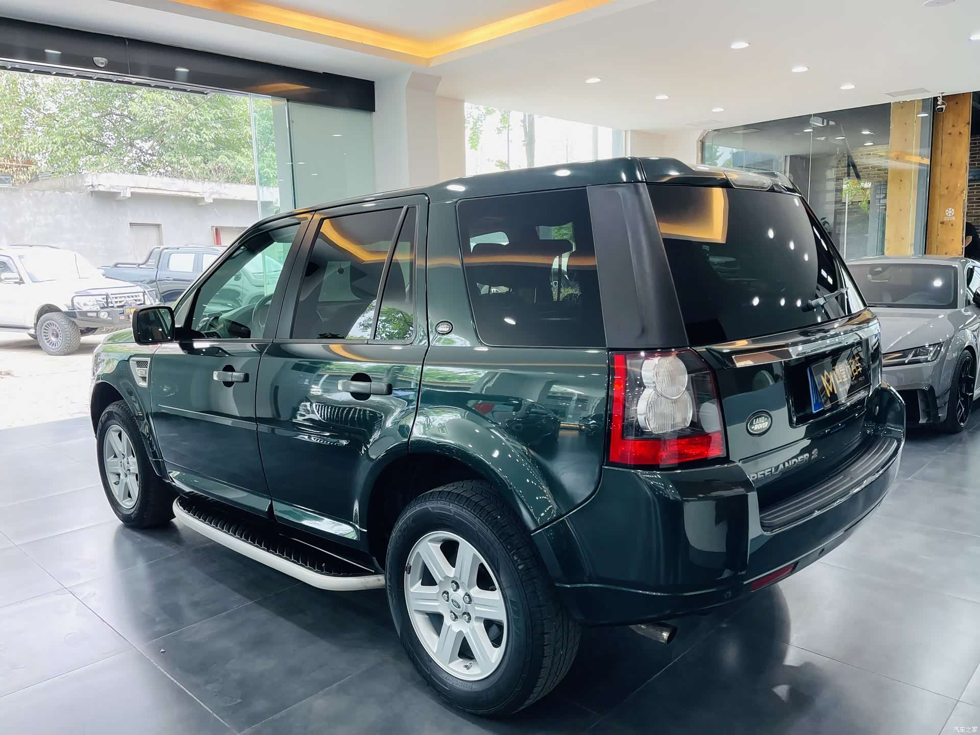 Land Rover i6, 2011 все фото