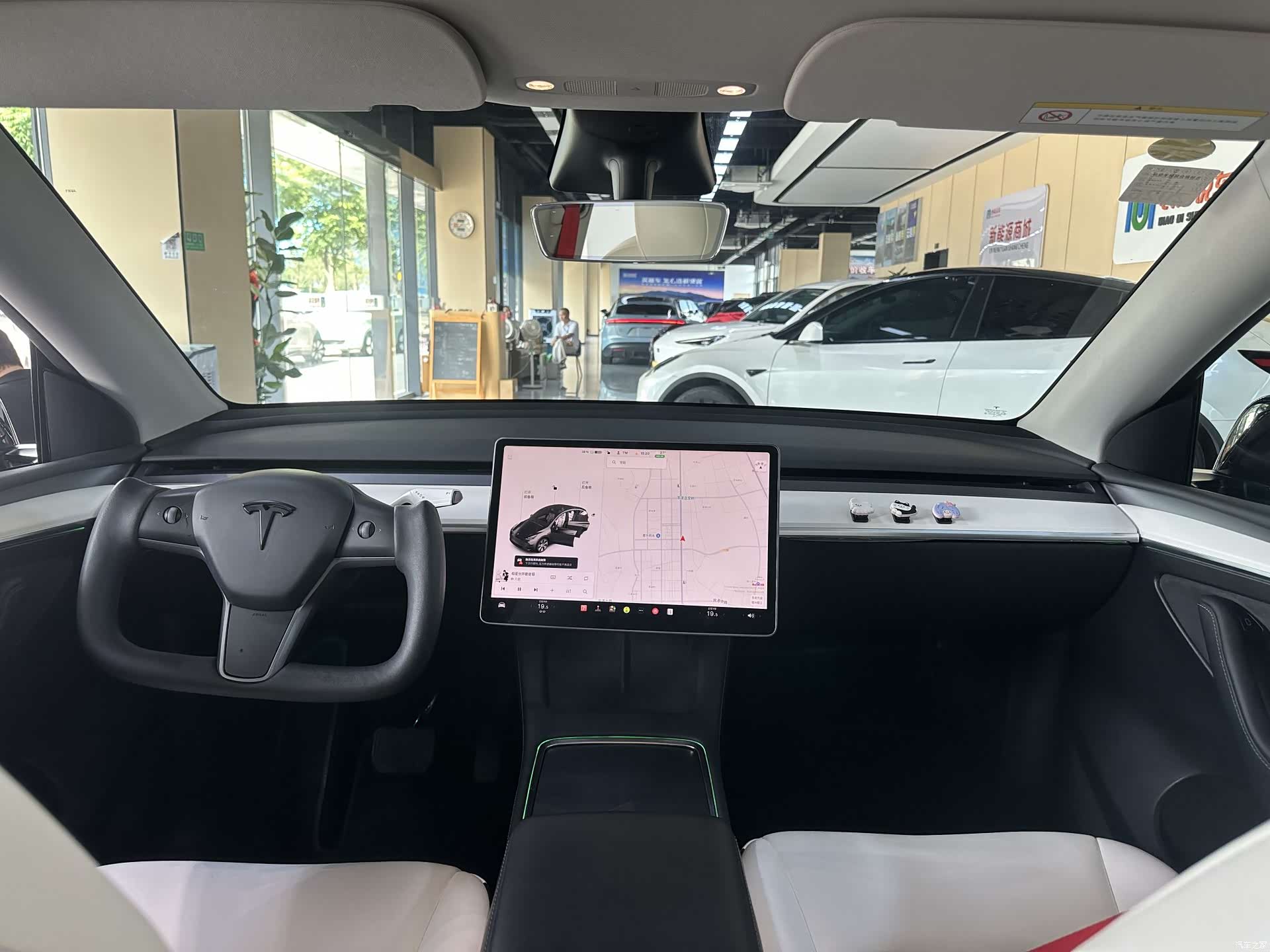 Tesla Model Y, 2022 9