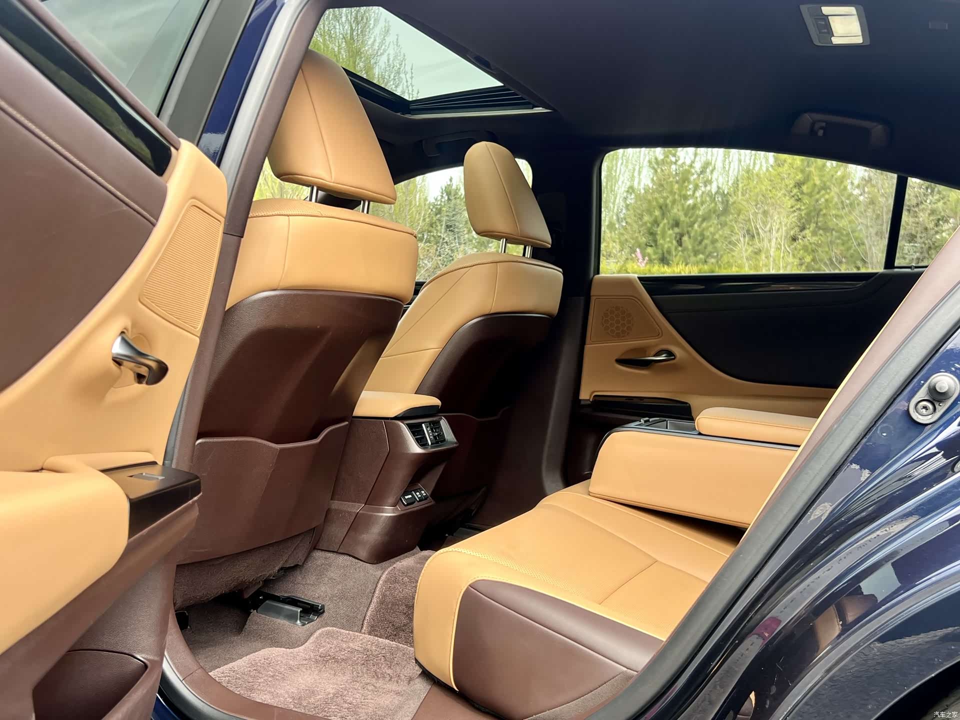 Lexus ES, 2020 6