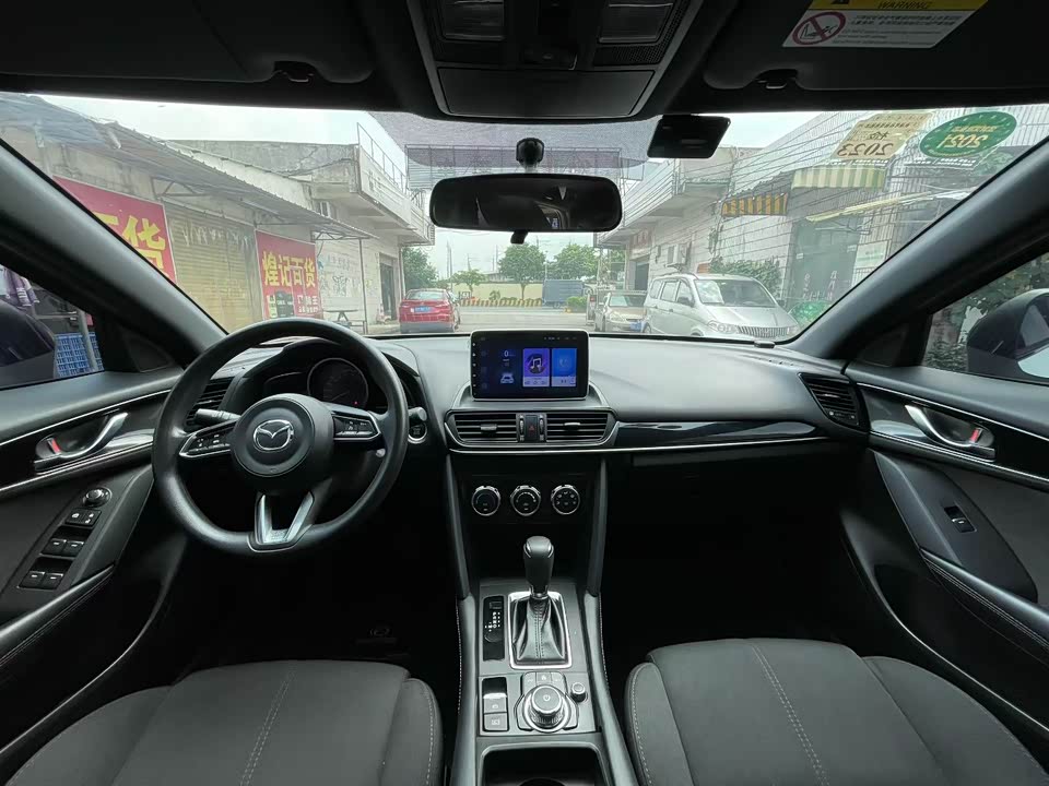 Mazda CX-4