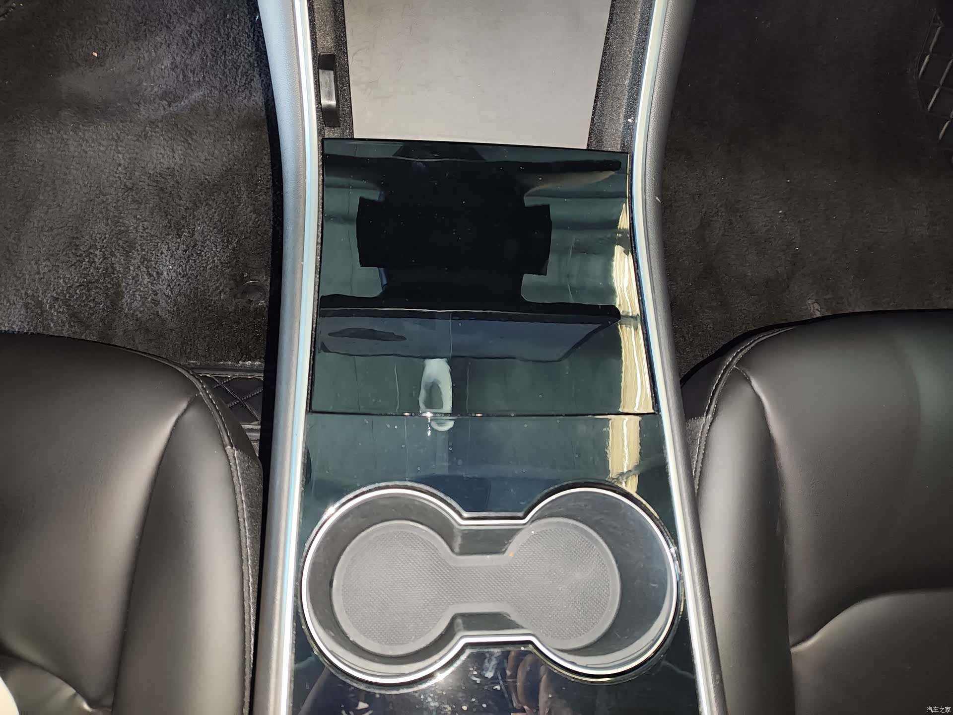 Tesla Model 3, 2020 7
