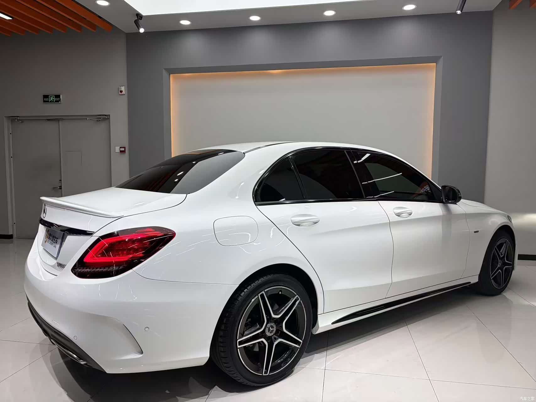 Mercedes-Benz C-Class, 2021 4