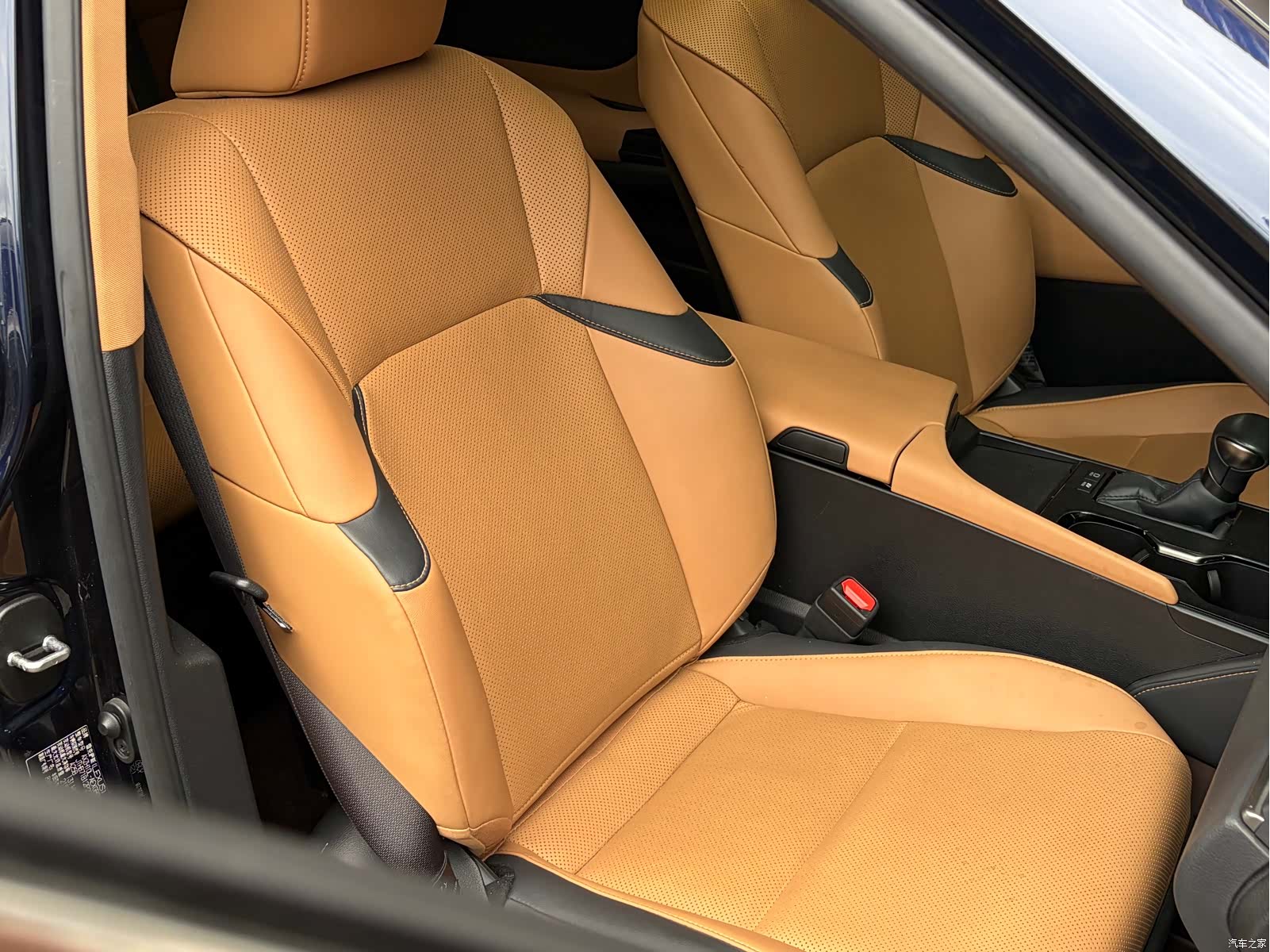 Lexus ES, 2023 8