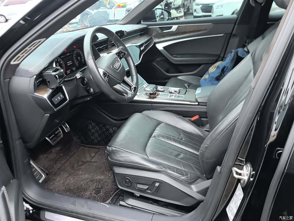Audi A6L, 2020 15