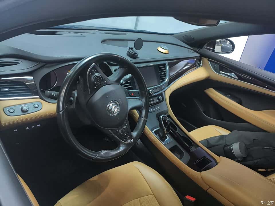 Buick LaCrosse, 2018 3