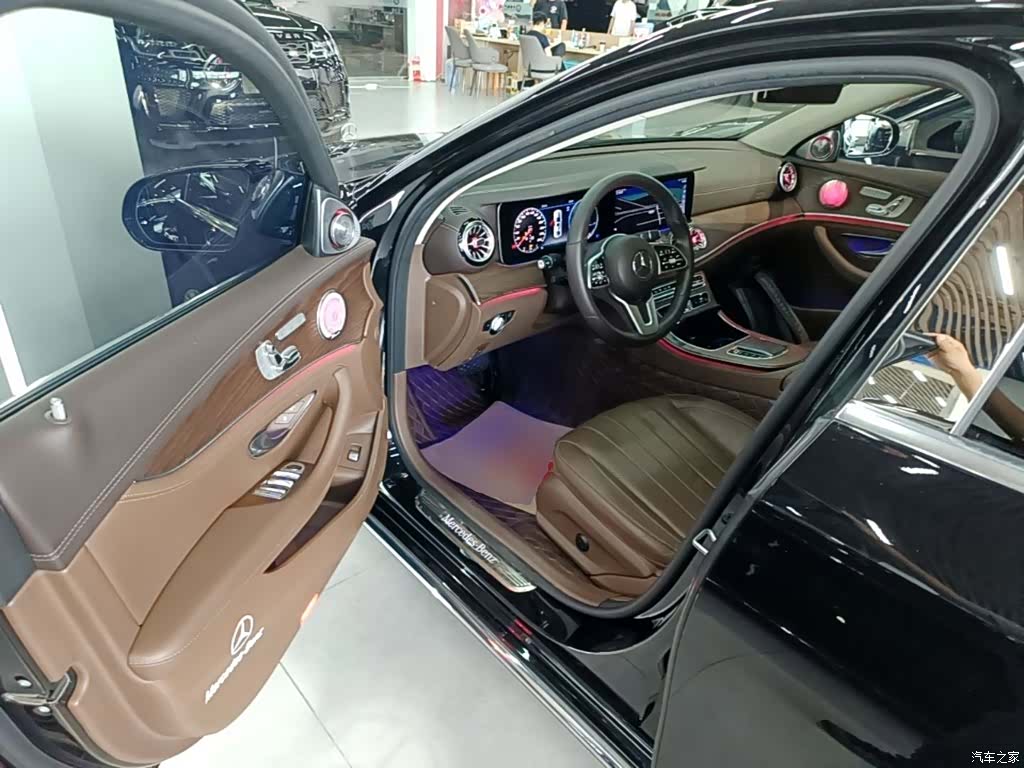 Mercedes-Benz E-Class, 2020 16