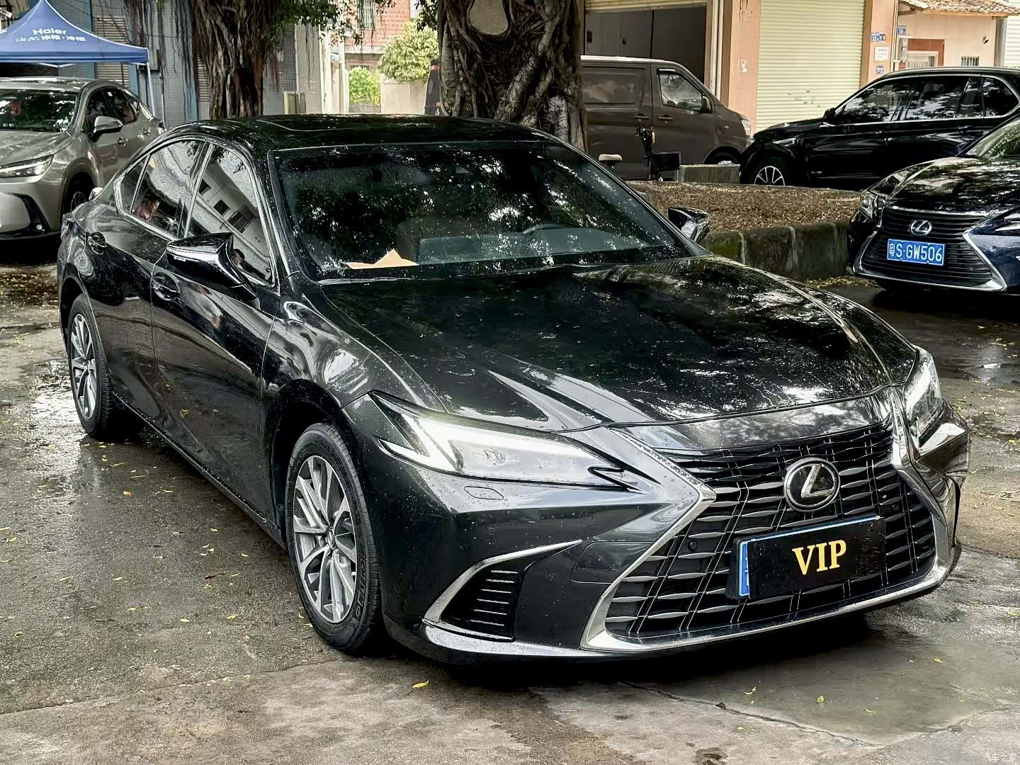 Lexus ES, 2025 3