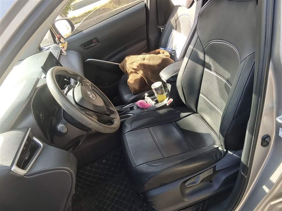 Toyota Corolla Sharp amplifier