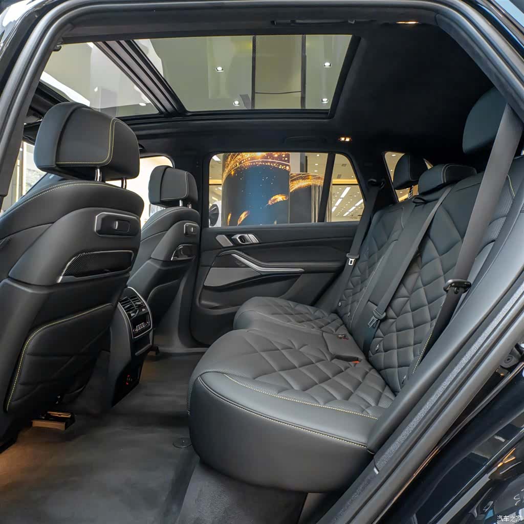 BMW X5, 2025 24