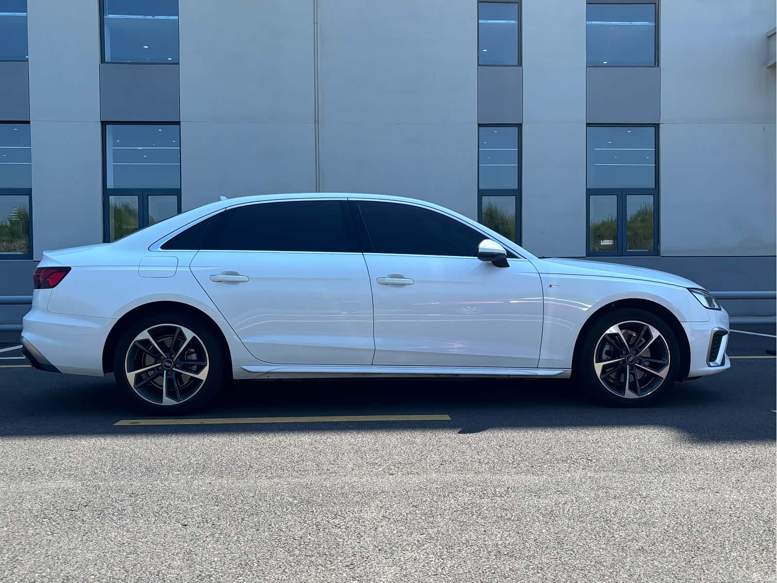 Audi A4L, 2024 7