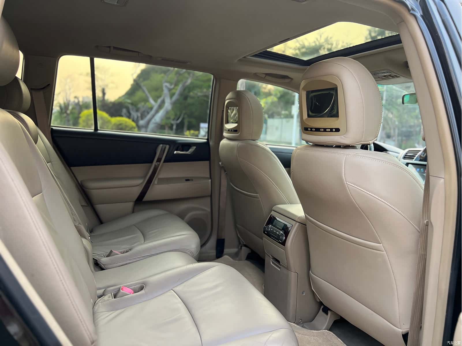 Toyota Highlander, 2011 14