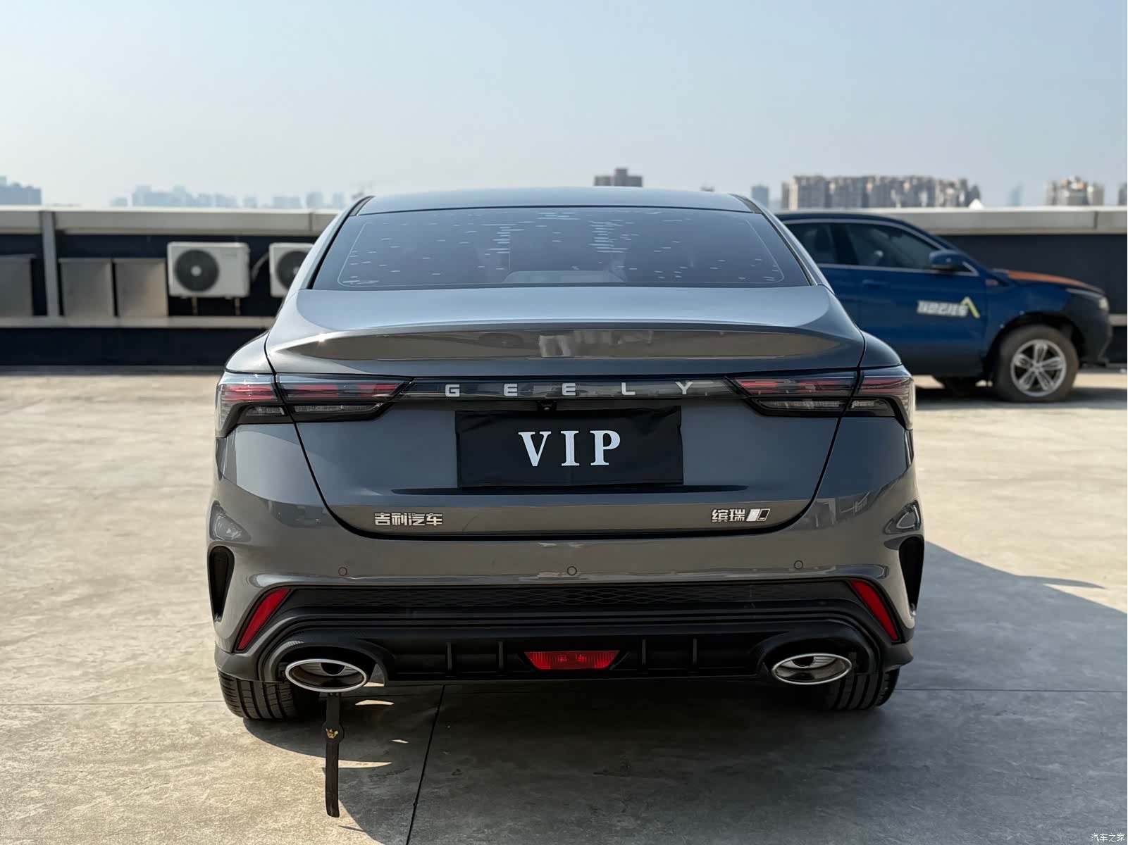 Geely Binray, 2022 15