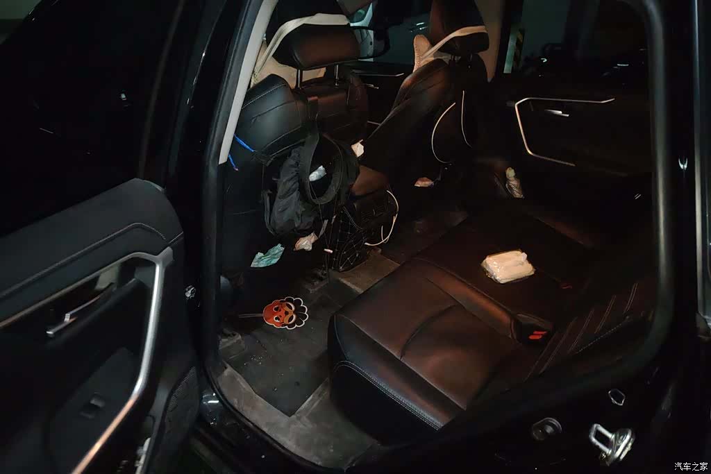 Toyota Wildlander, 2021 11