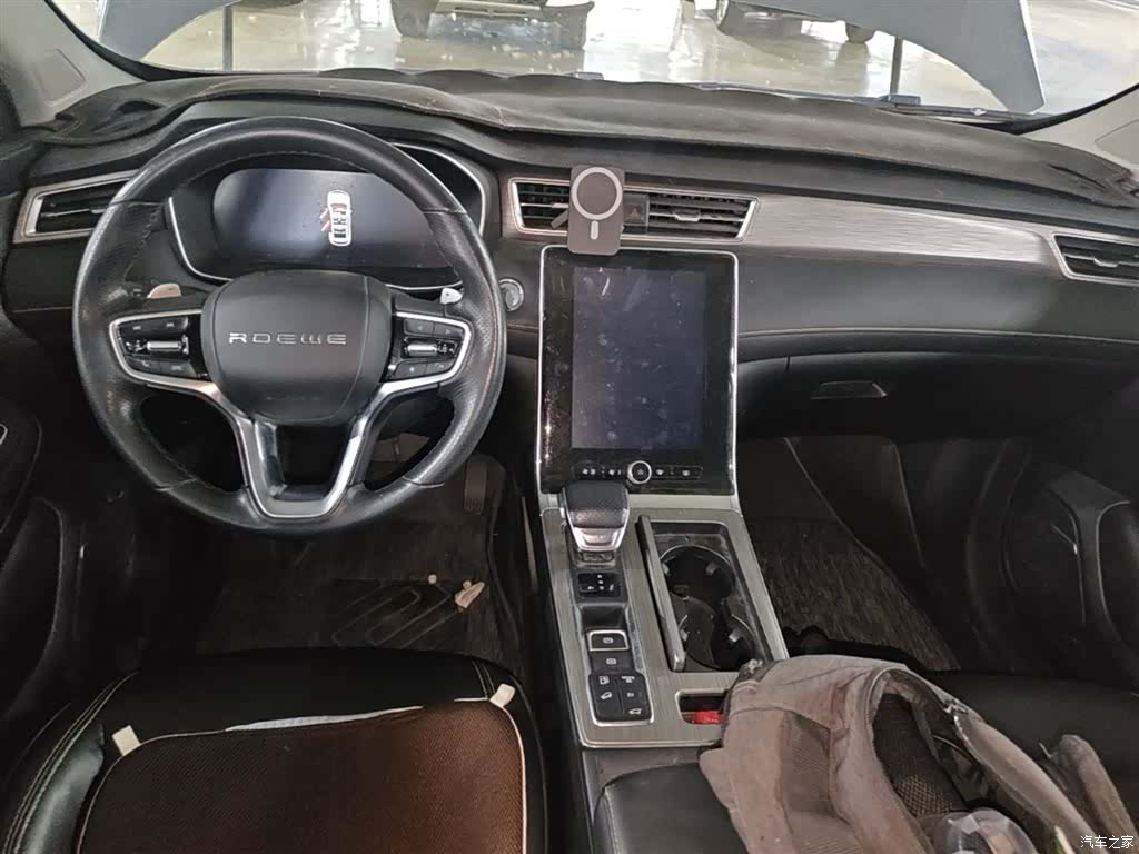 Roewe RX5, 2021 10