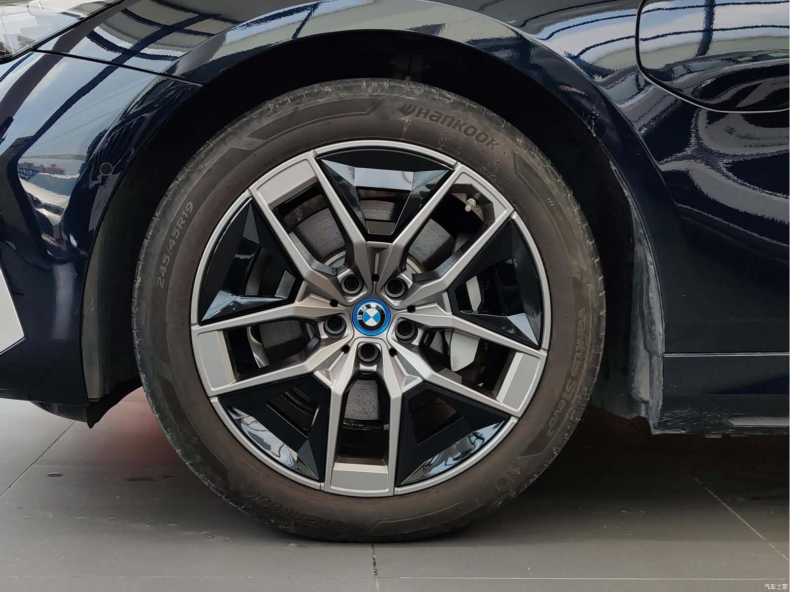 BMW i5, 2024 8