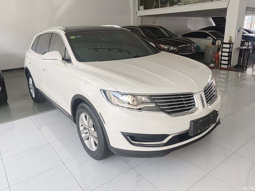 Lincoln MKX, 2017 4