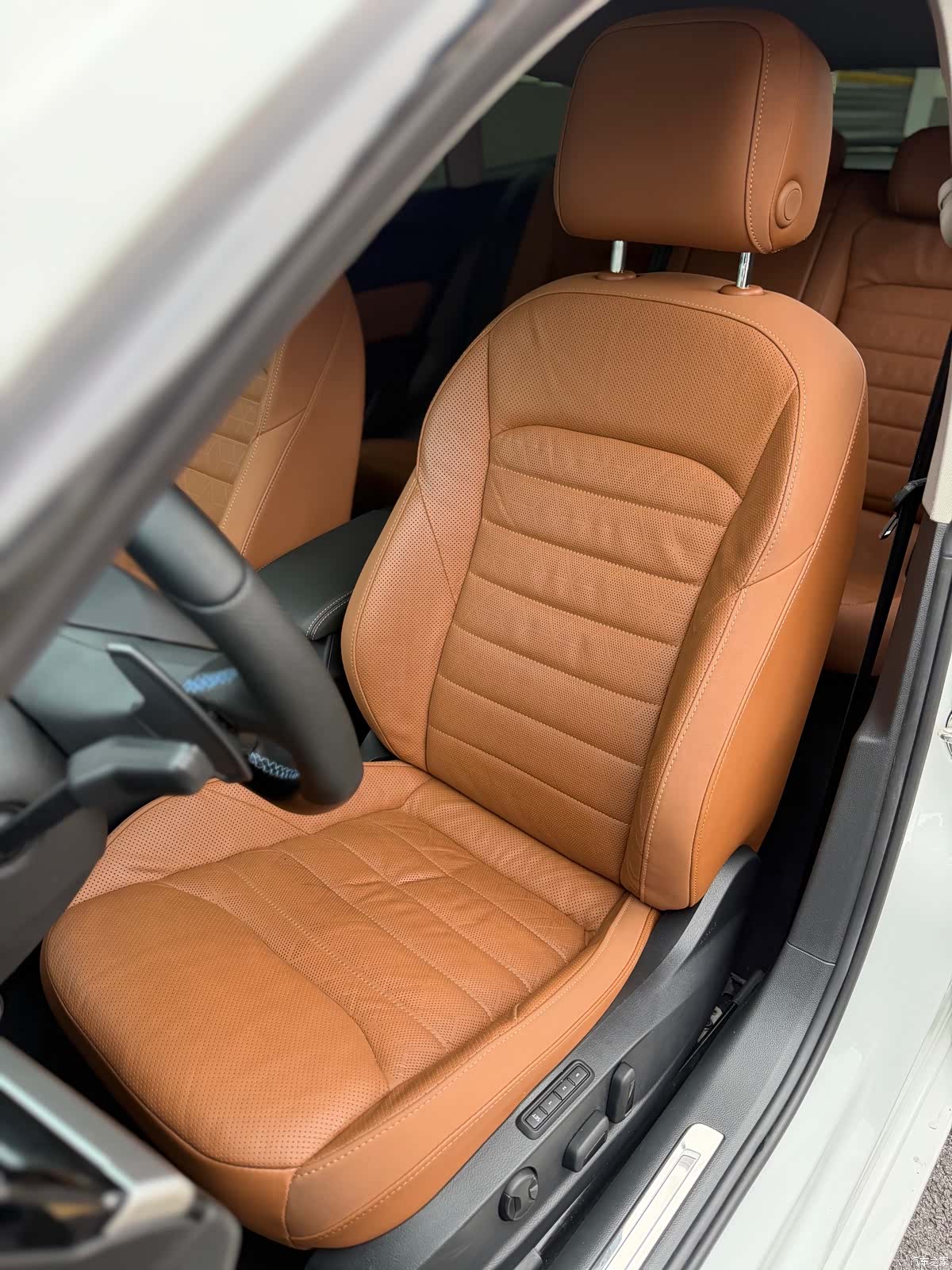 Volkswagen CC, 2022 17