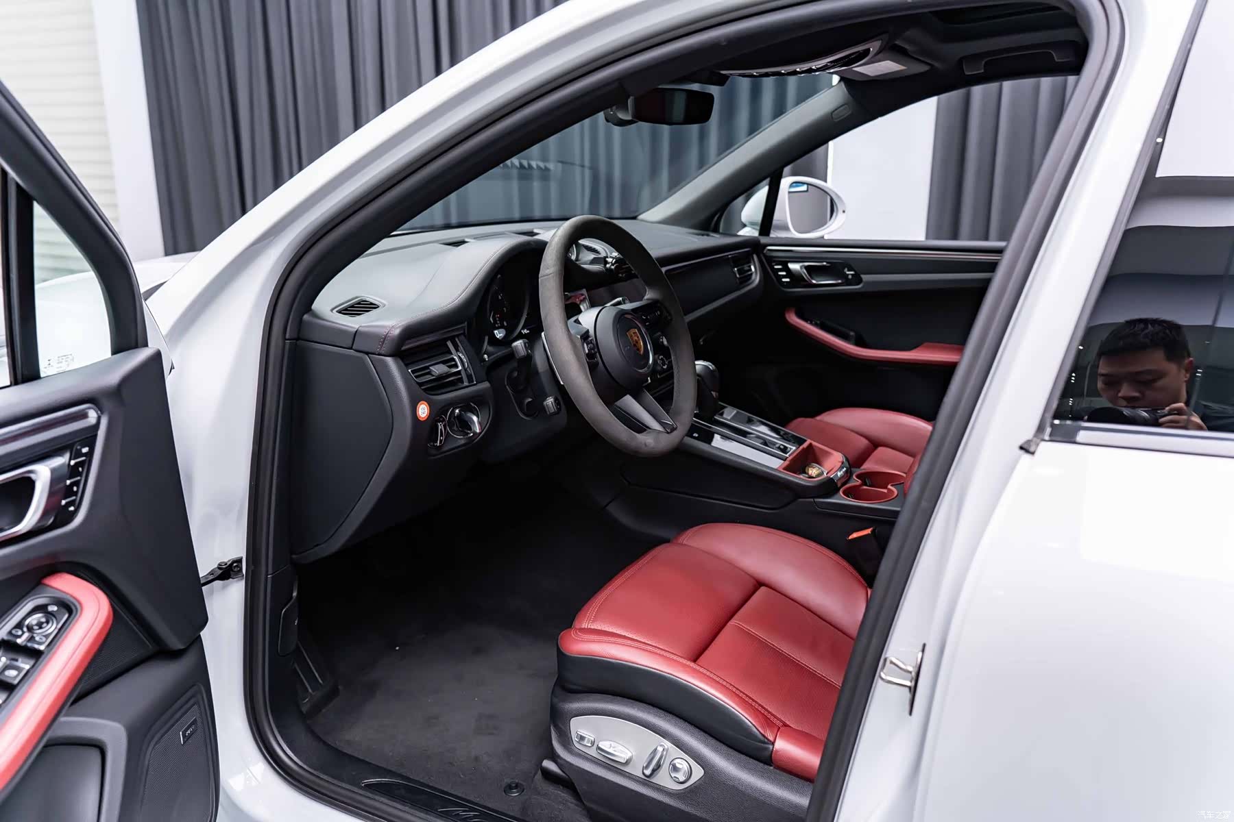 Porsche Macan, 2022 9