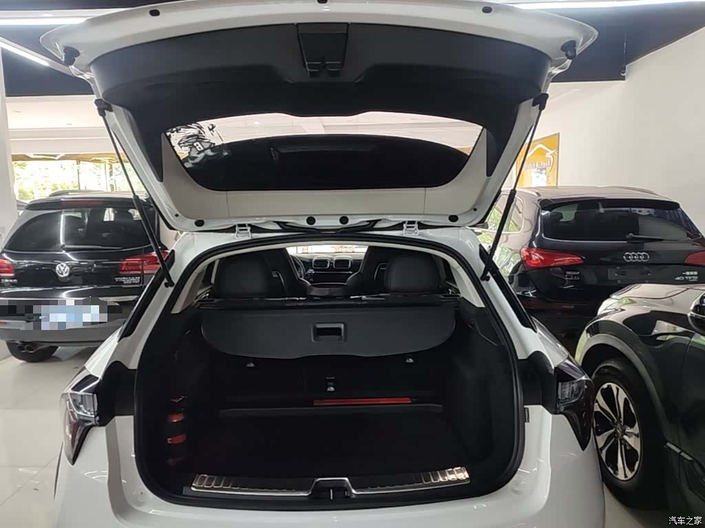 Lynk & Co 01, 2018 19