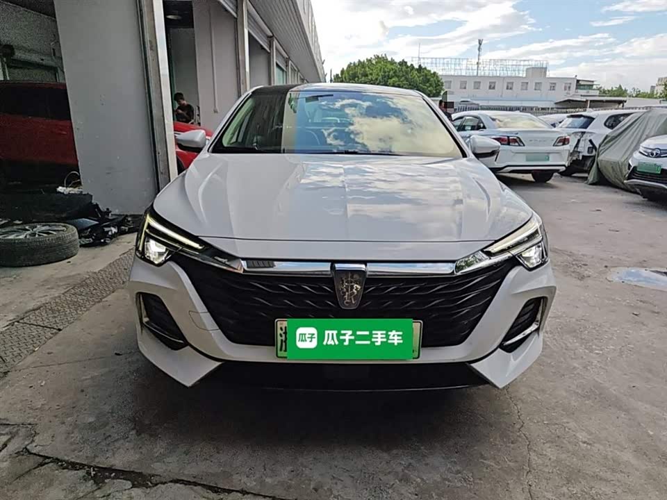 Roewe i6 MAX Roewe i6 MAX