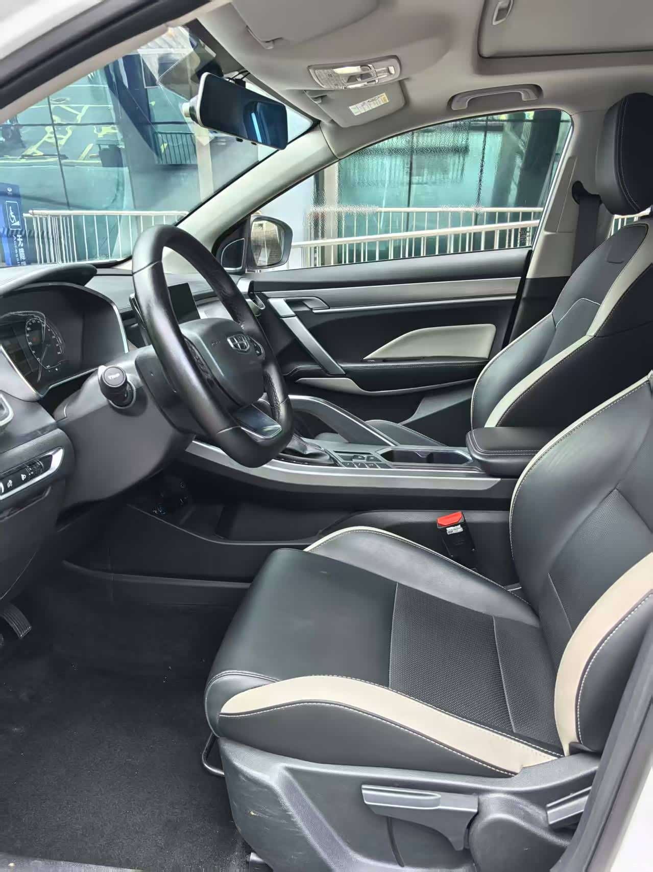 Geely Coolray, 2020 7