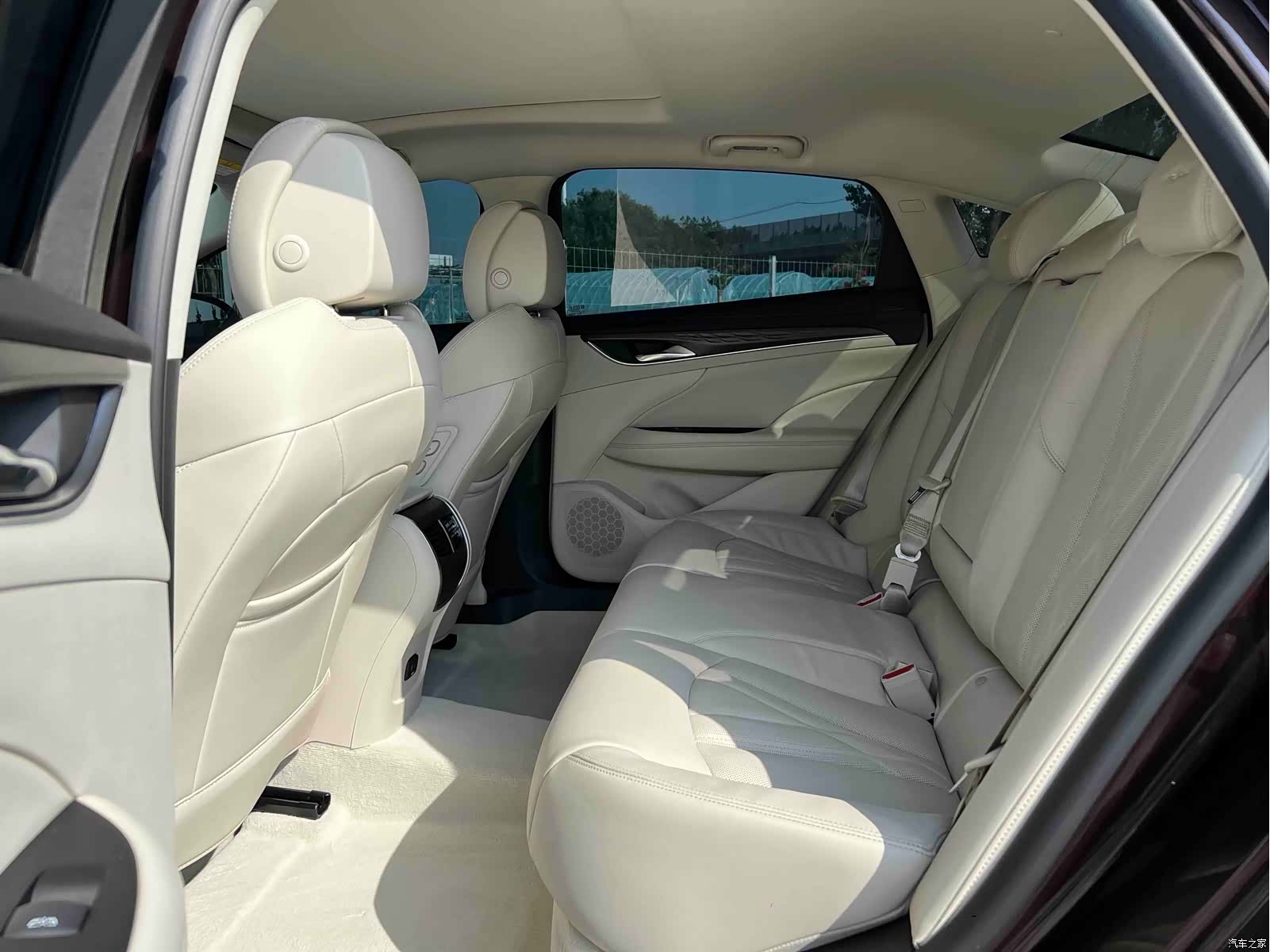 Buick LaCrosse, 2021 7