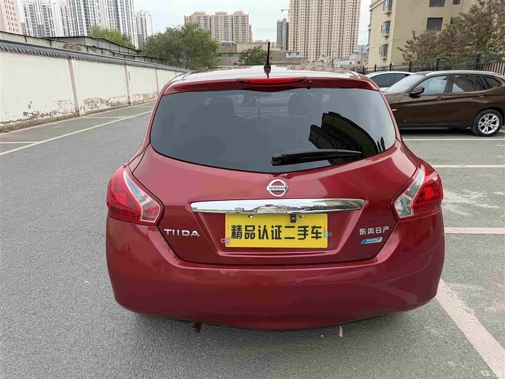 Nissan Tiida, 2012 16