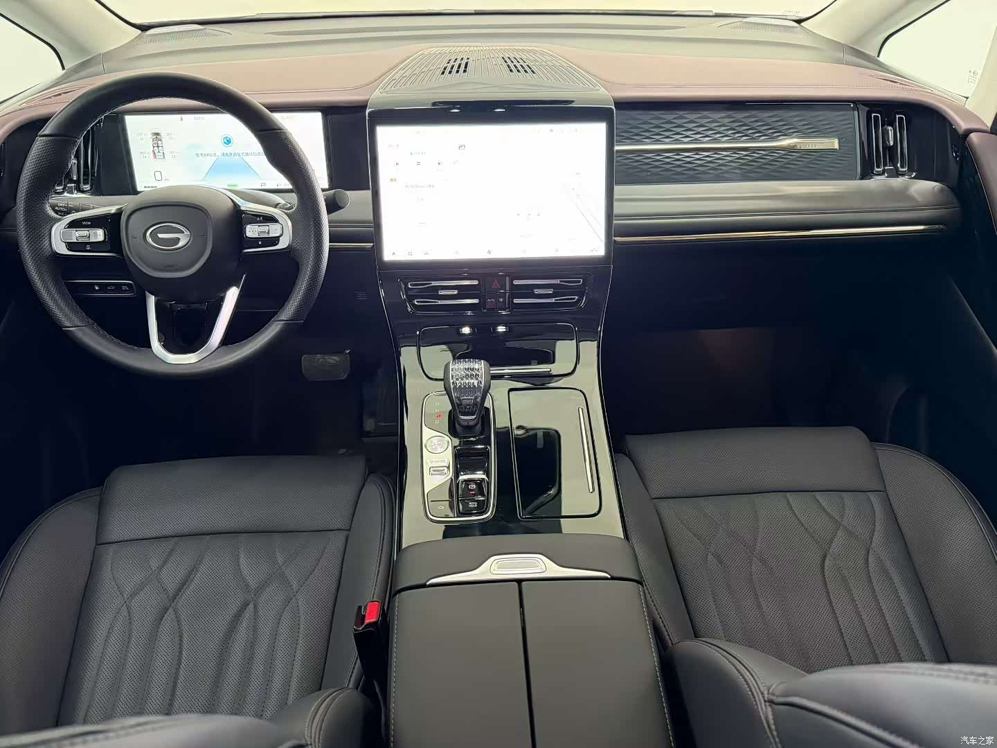 Trumpchi M8, 2025 4