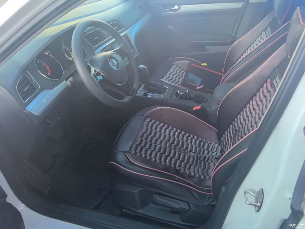 Volkswagen Lamando, 2018 15