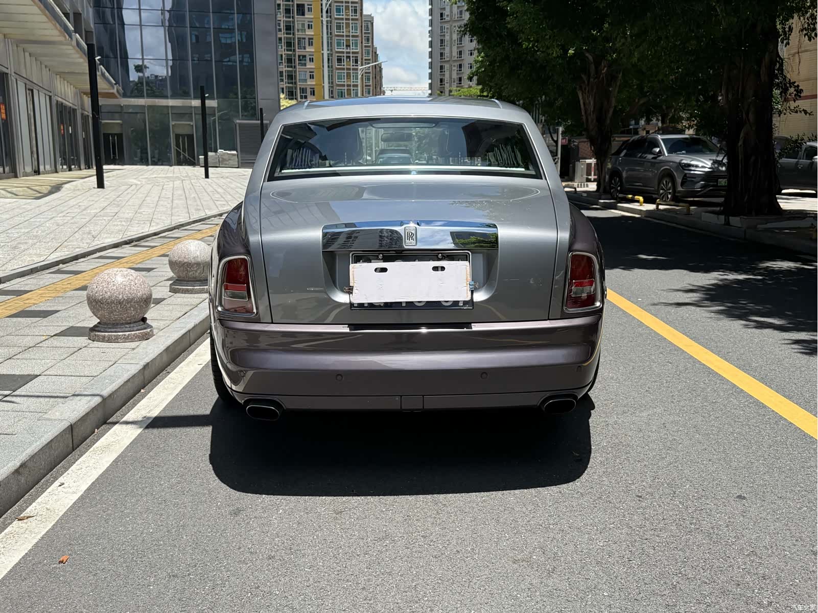 Rolls-Royce Phantom, 2012 7