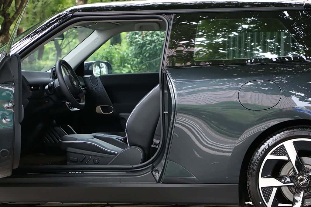 Mini Cooper, 2025 8