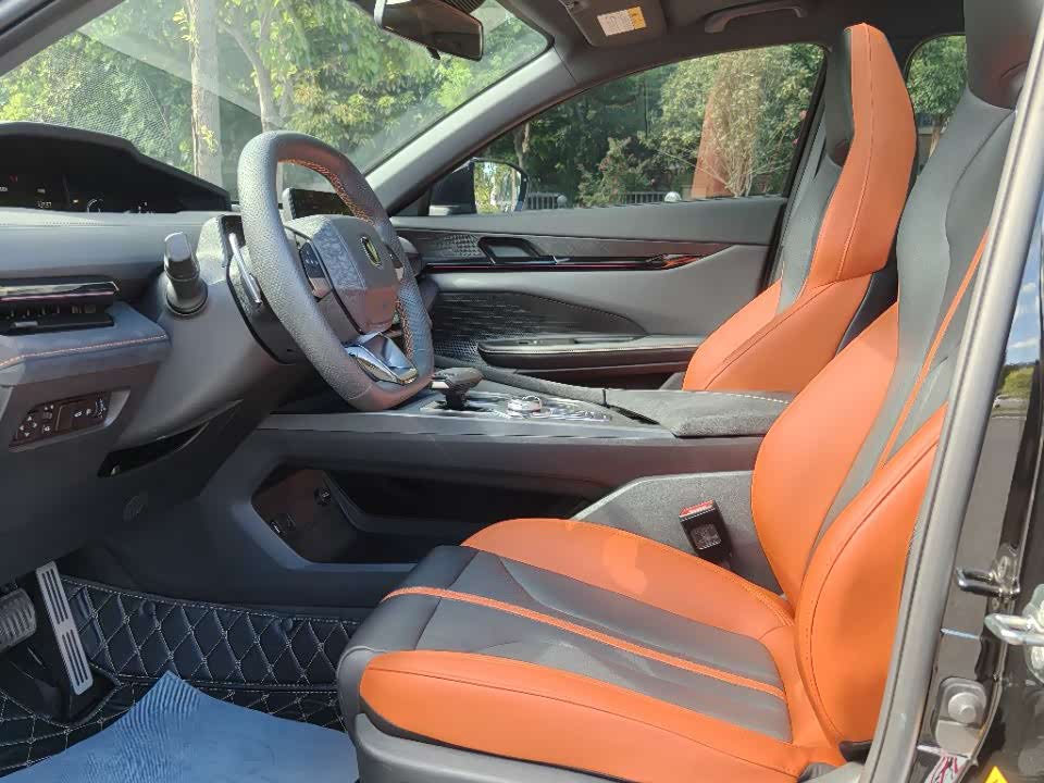 Changan UNI-V