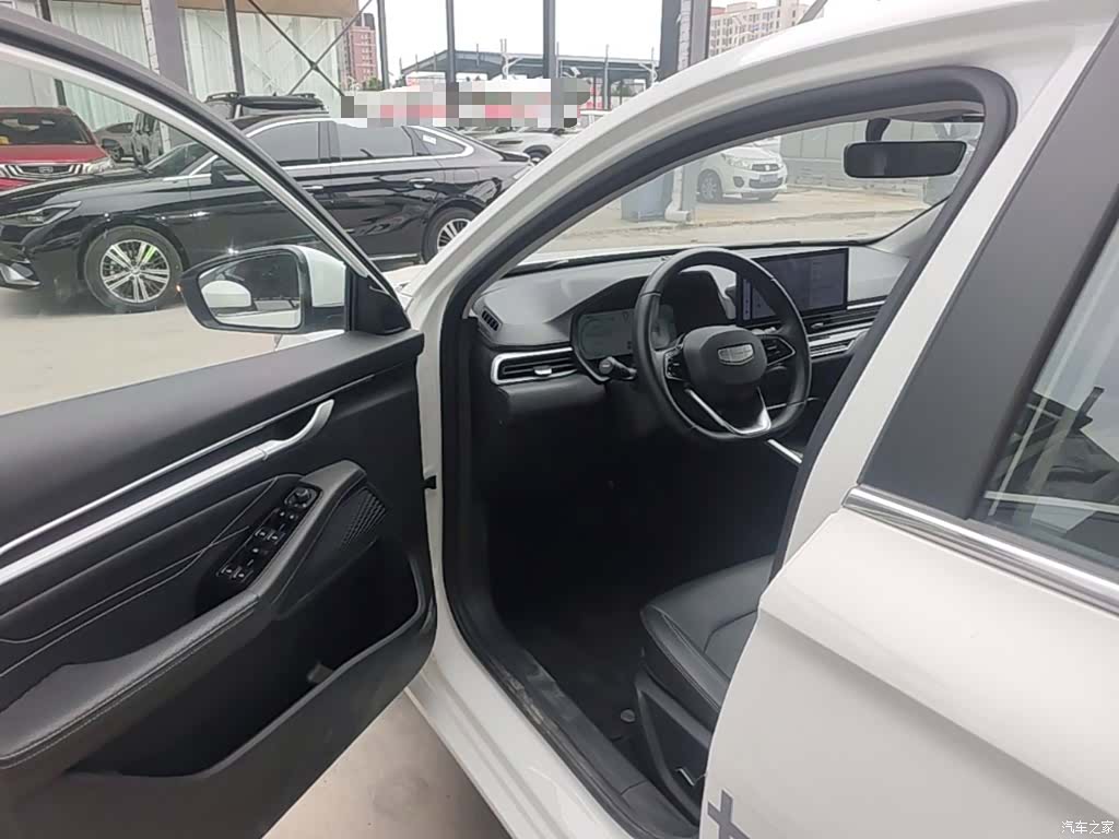 Geely Emgrand, 2025 16