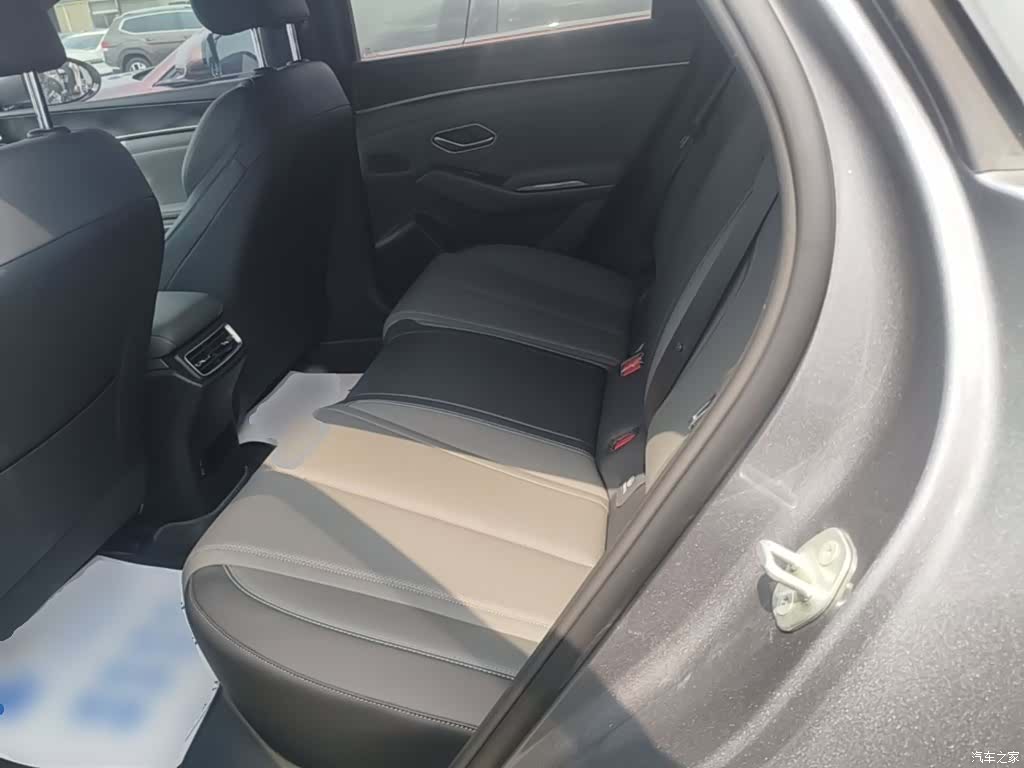 BYD Qin, 2025 17